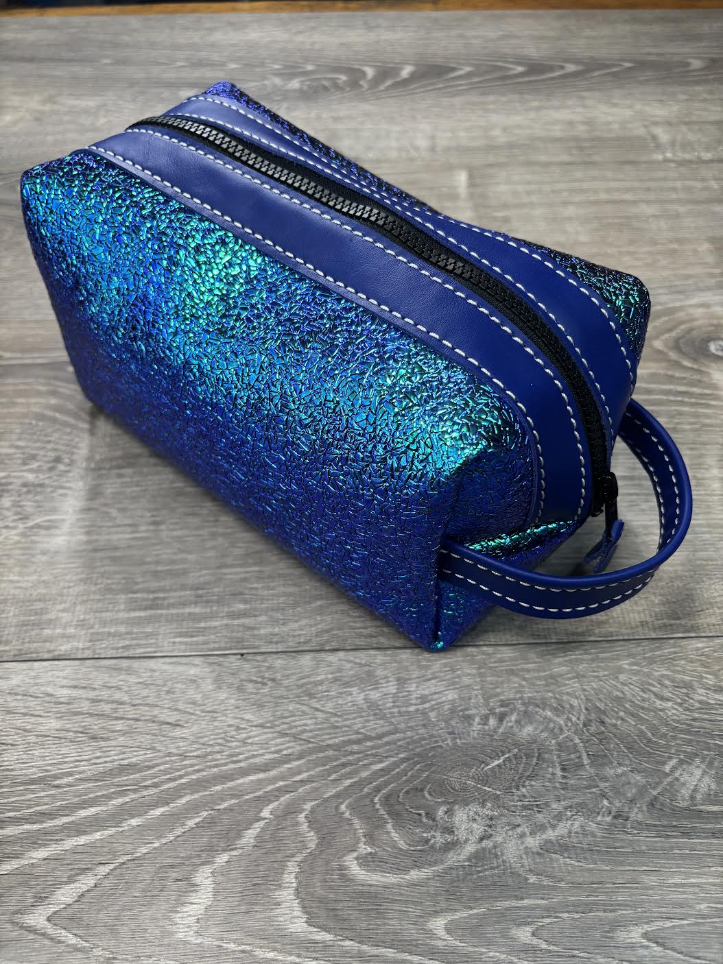 Travel Bag shattered transition
