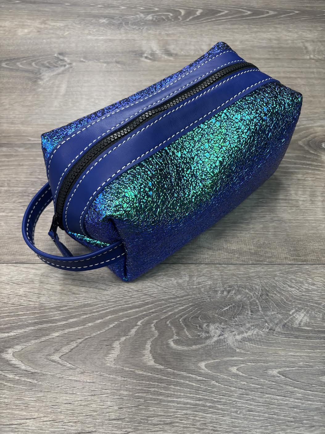 Travel Bag shattered transition
