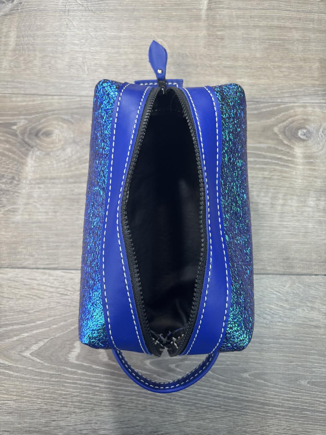 Travel Bag shattered transition