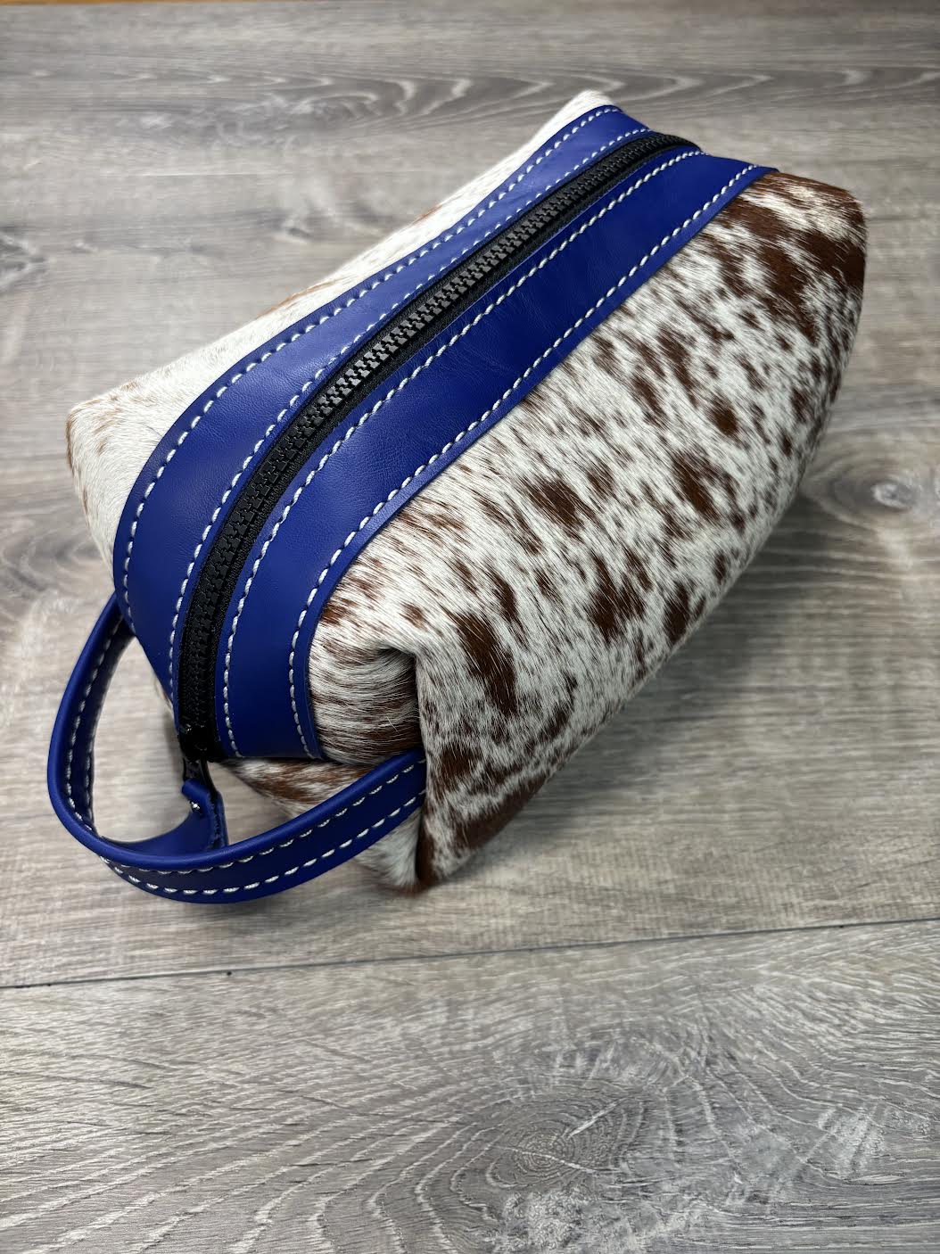 Travel Bag brown and white hair on hide