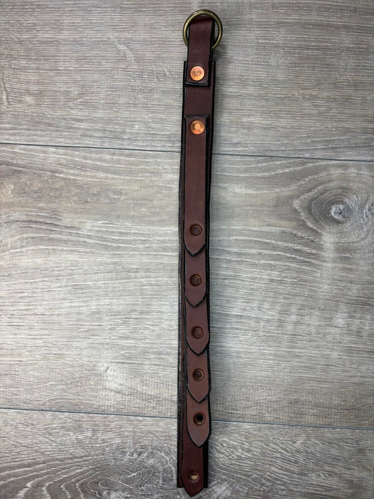 Cinch Hanger in brown