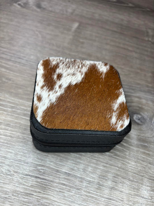 Jewelry box with br/w hair on hide