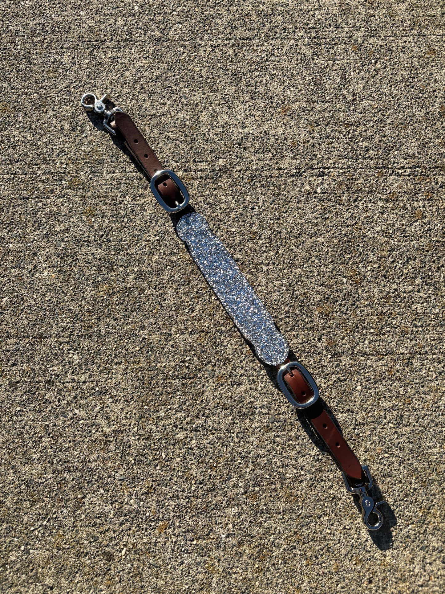 Wither strap – silver glitter