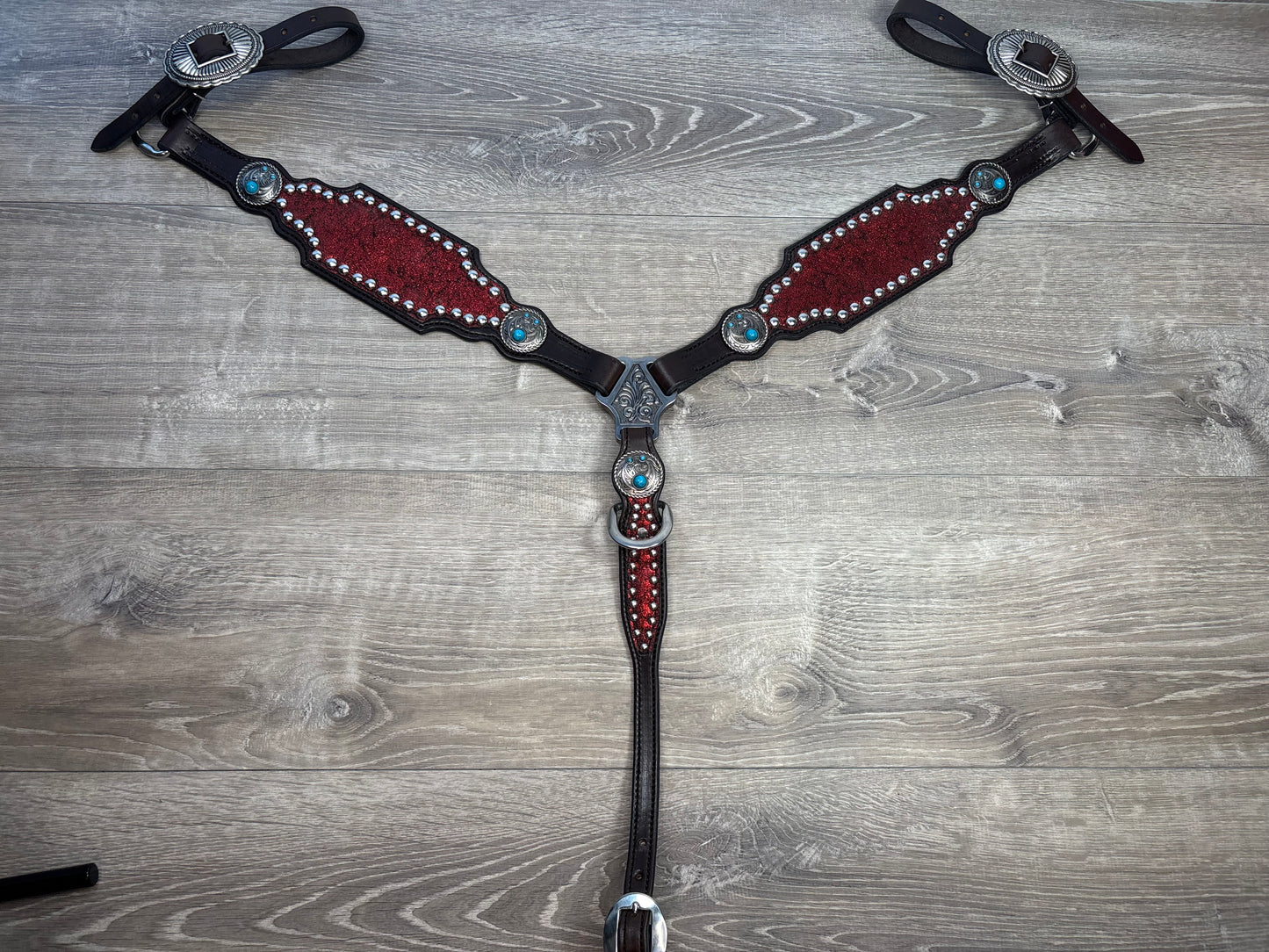 Premier red tack set