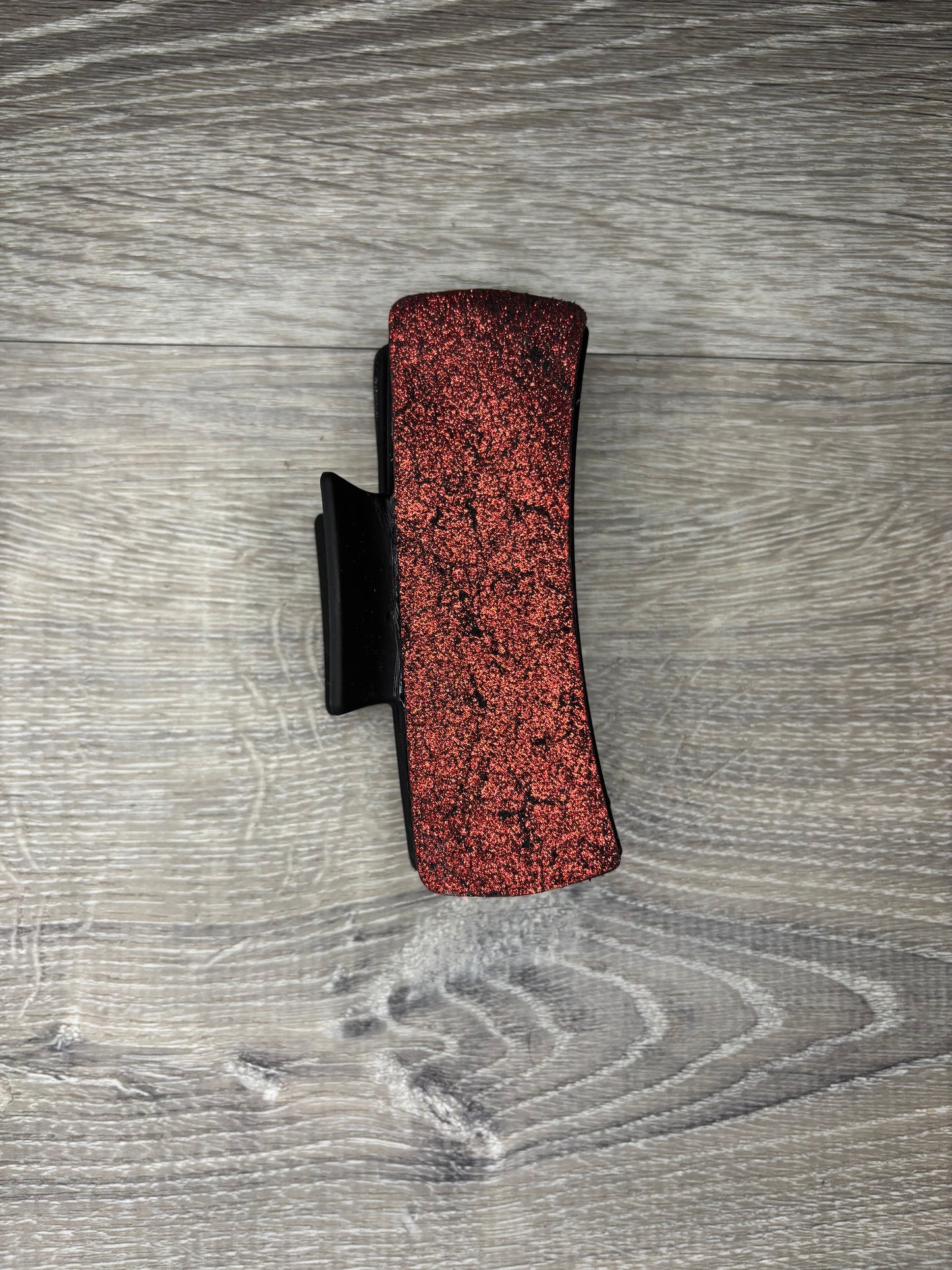 Claw Clip Red Crackle