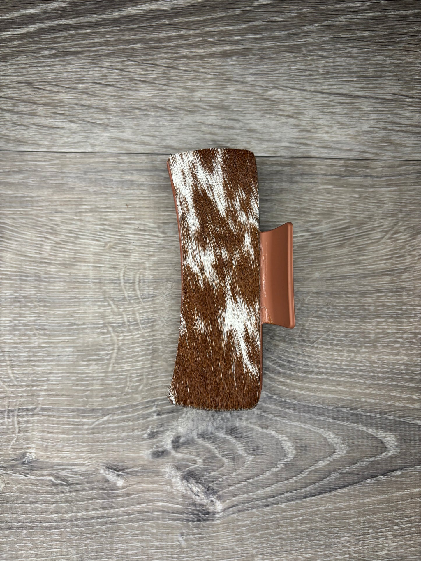 Claw Clip Brown and White Hair on Hide