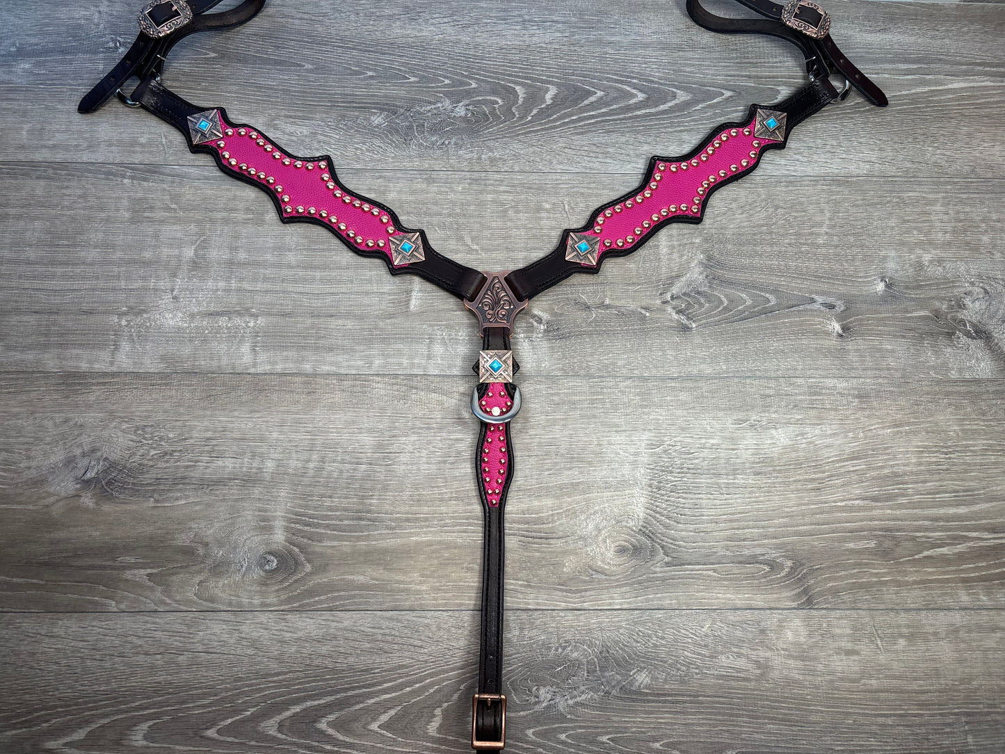 Regal bubblegum pink tack set
