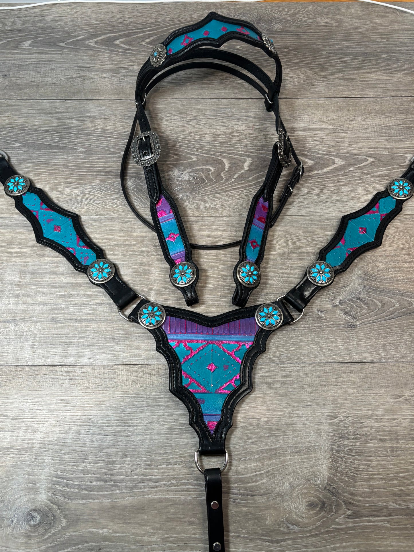 Rio Navajo Gladiator Tack set