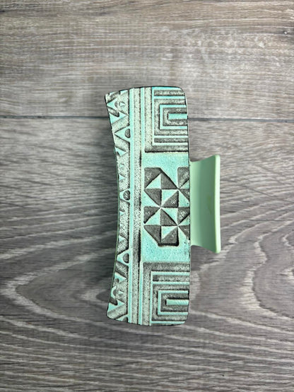 Claw clips