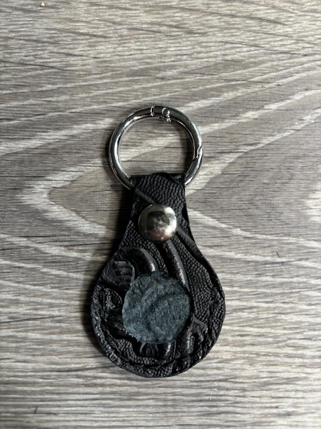 AirTag holder