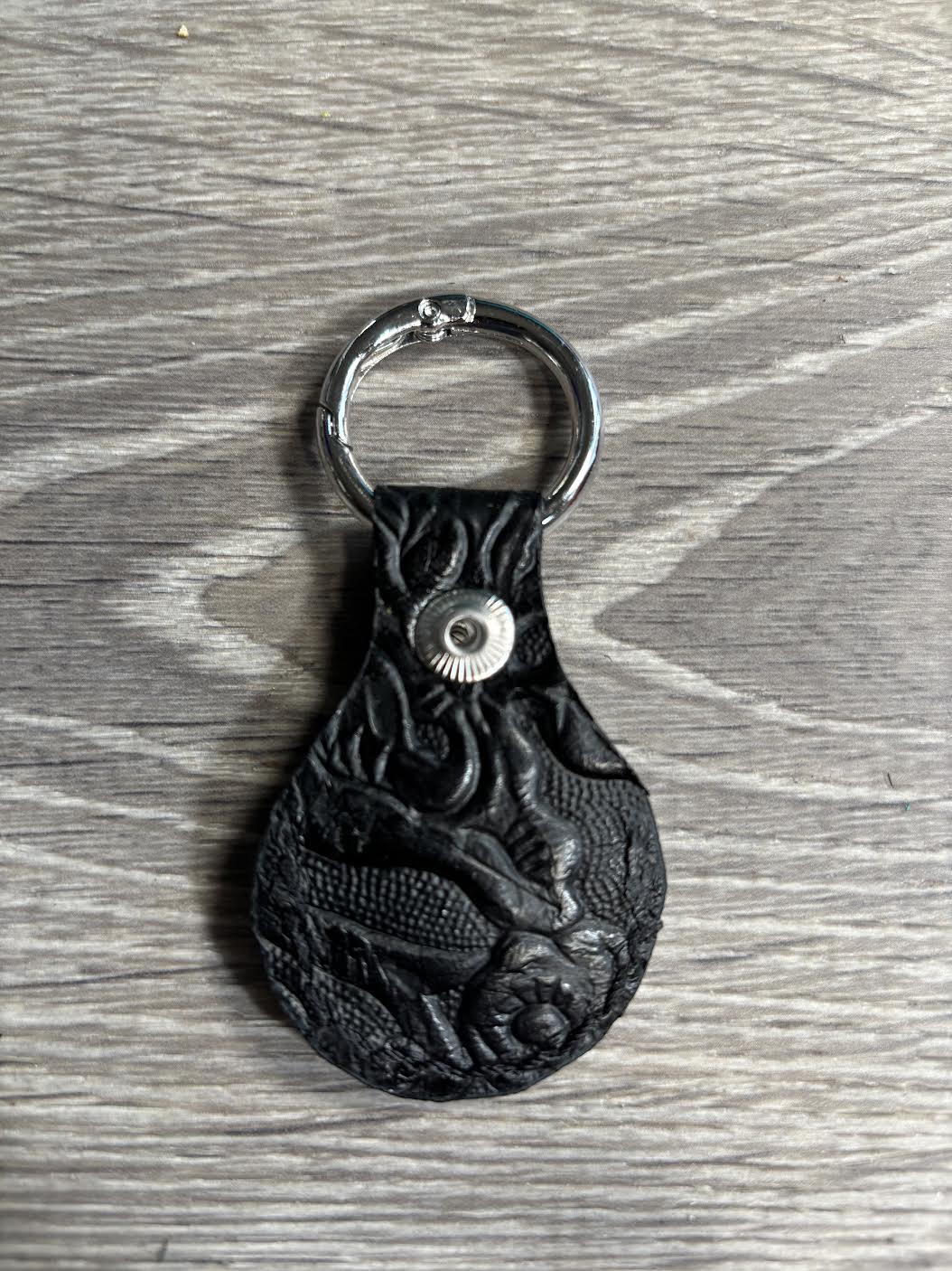 AirTag holder