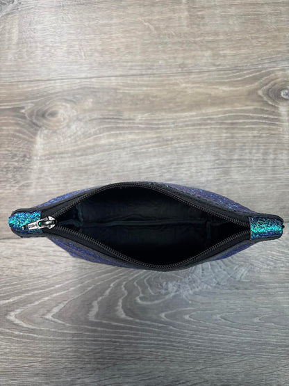 Cosmetic bag shattered transition