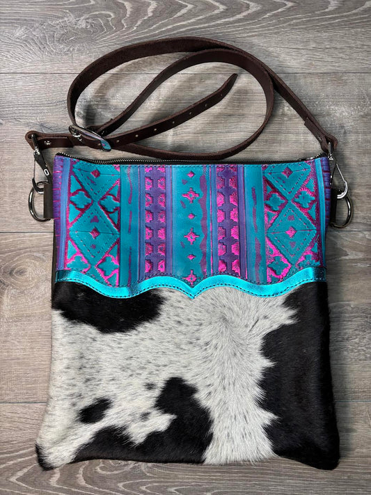Big bag black and white hair on hide and rio Navajo