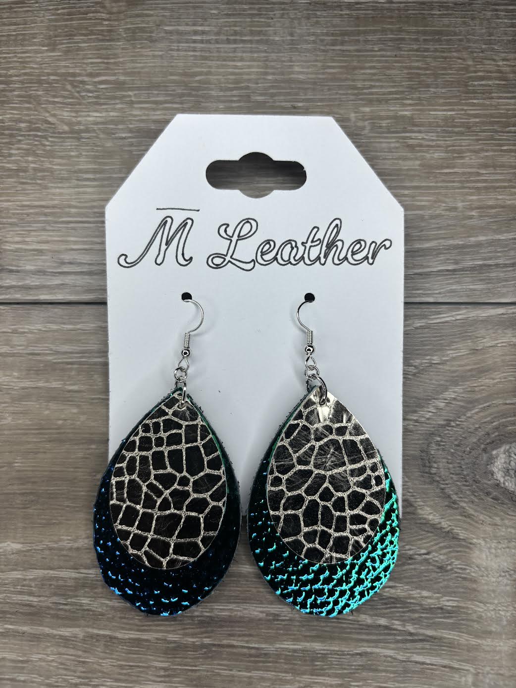 Teardrop earrings