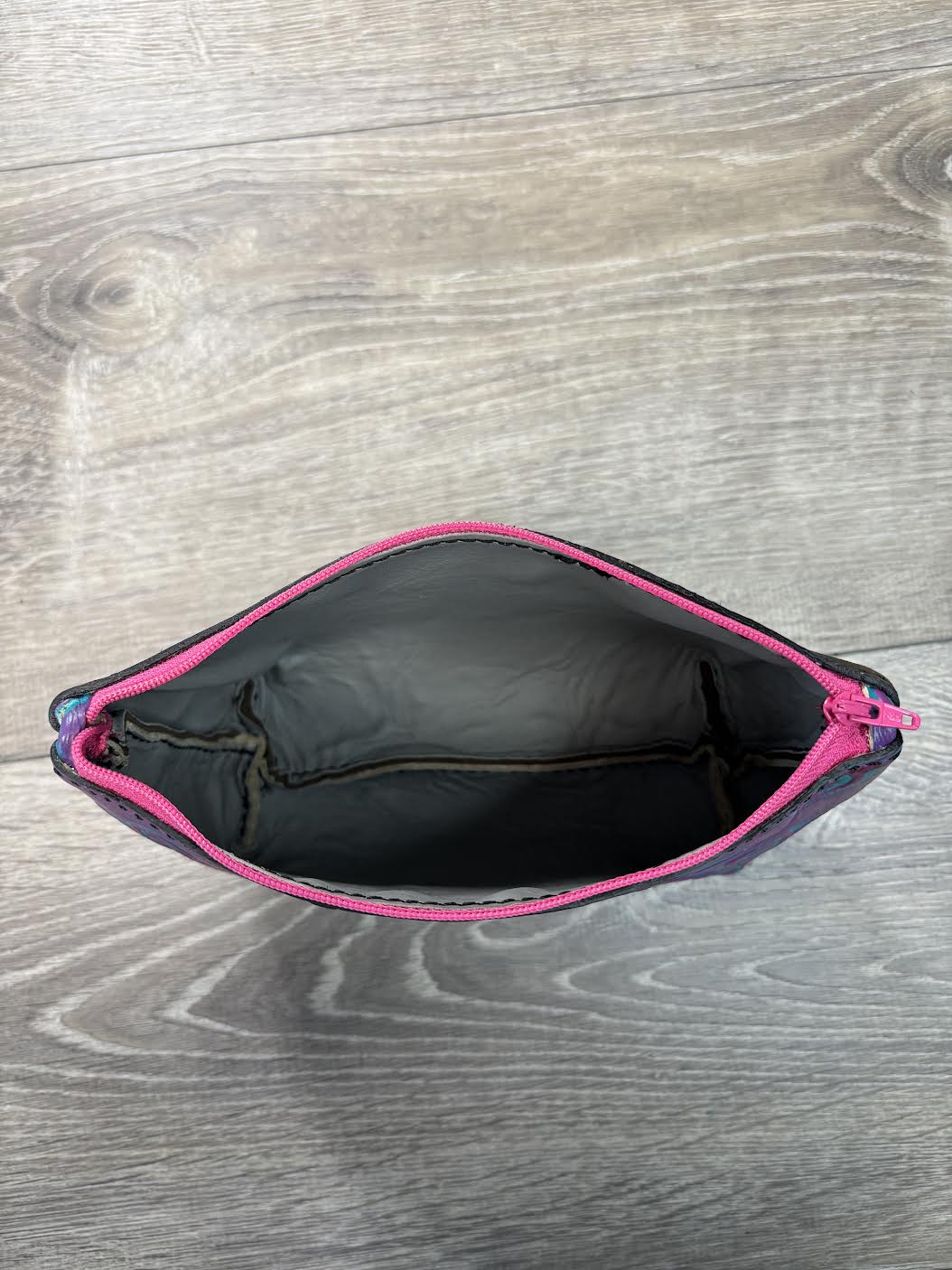 Cosmetic bag bits