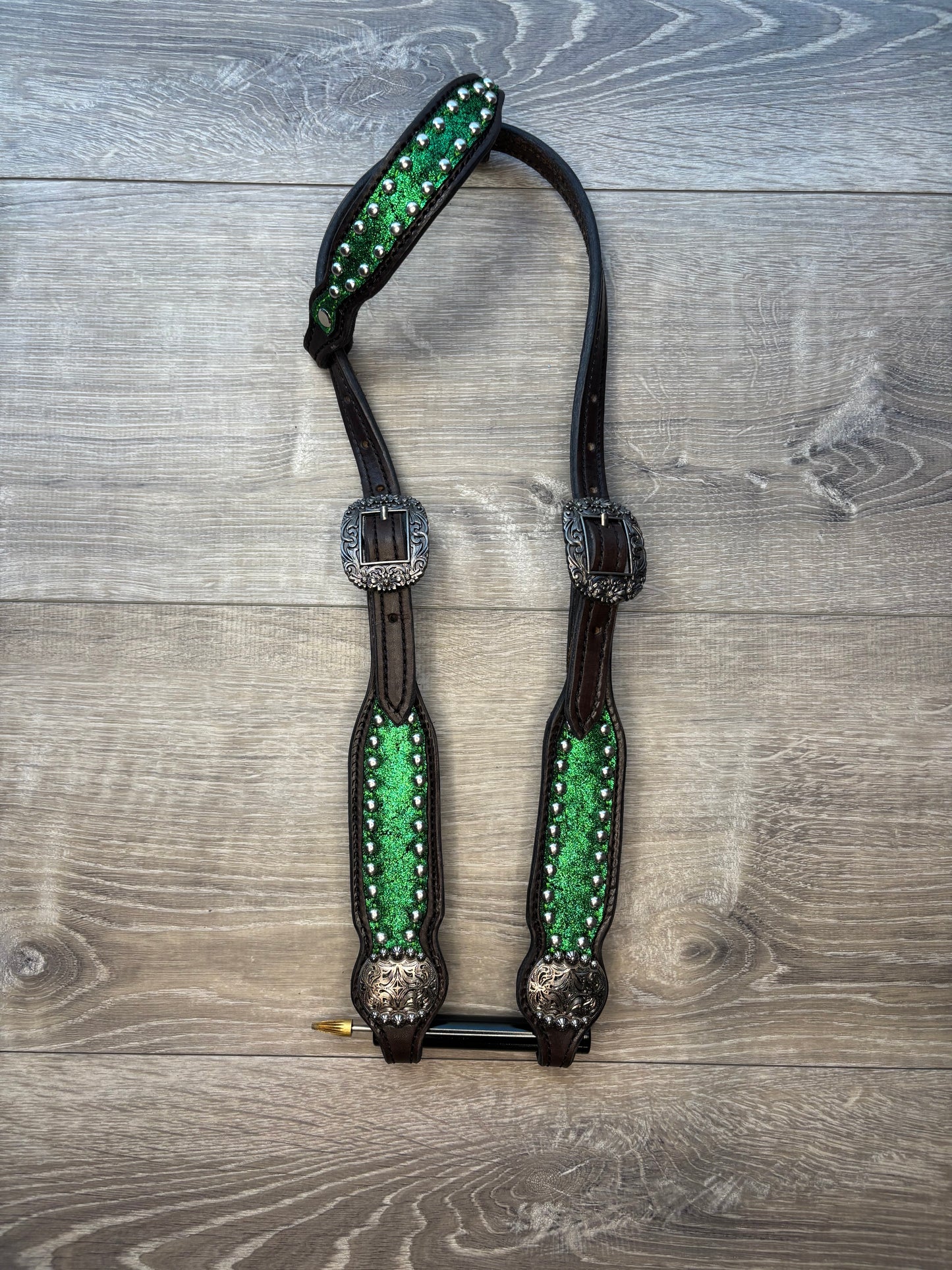 Premier green tack set