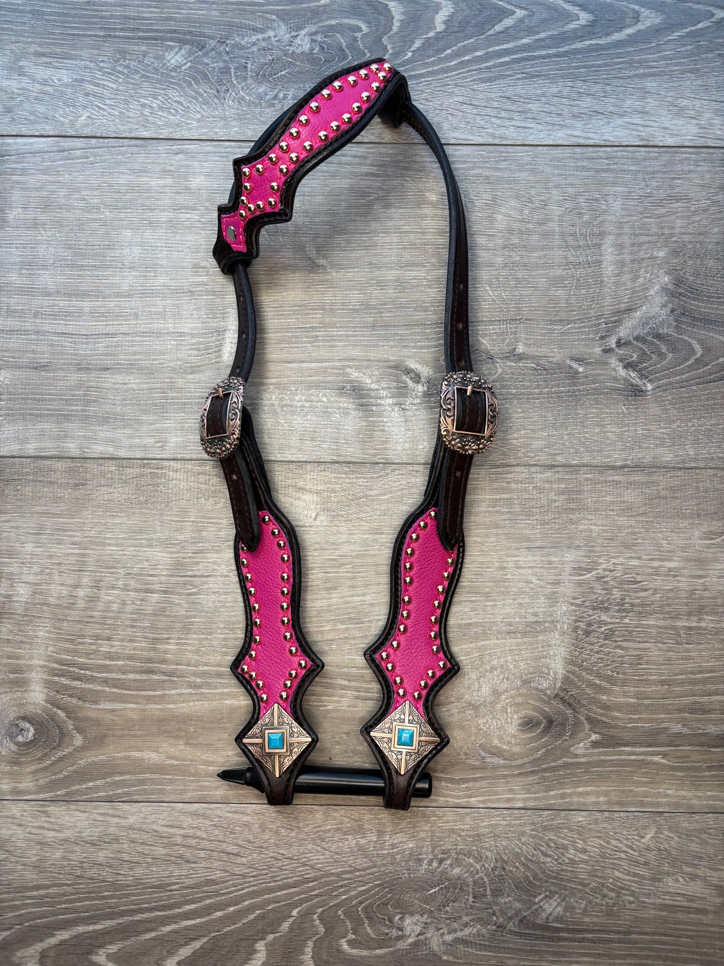 Regal bubblegum pink tack set