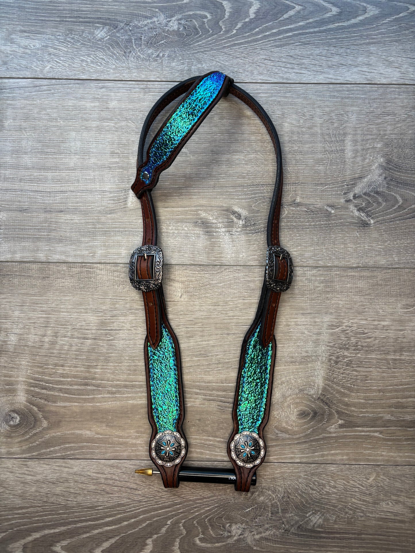 Premier shattered transition tack set