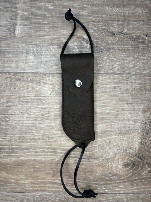 Hoof pick holder – brown bison